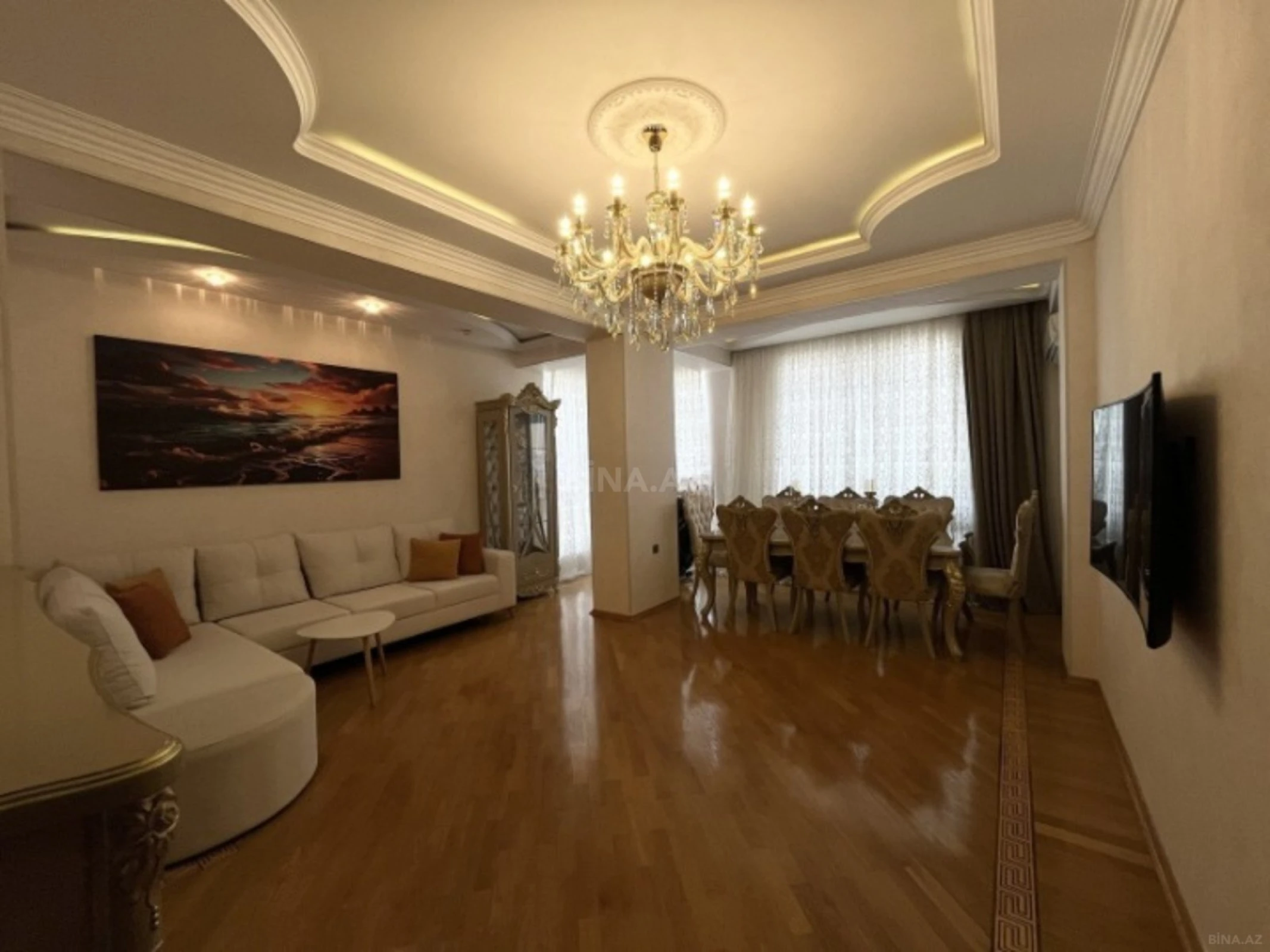 Satılır 4 otaqlı mənzil 167 m²