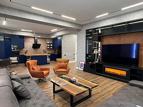 Kirayə verilir 4 otaqlı mənzil 210 m² — Bakı, Yeni Günəşli 4 otaq 210.00 m²