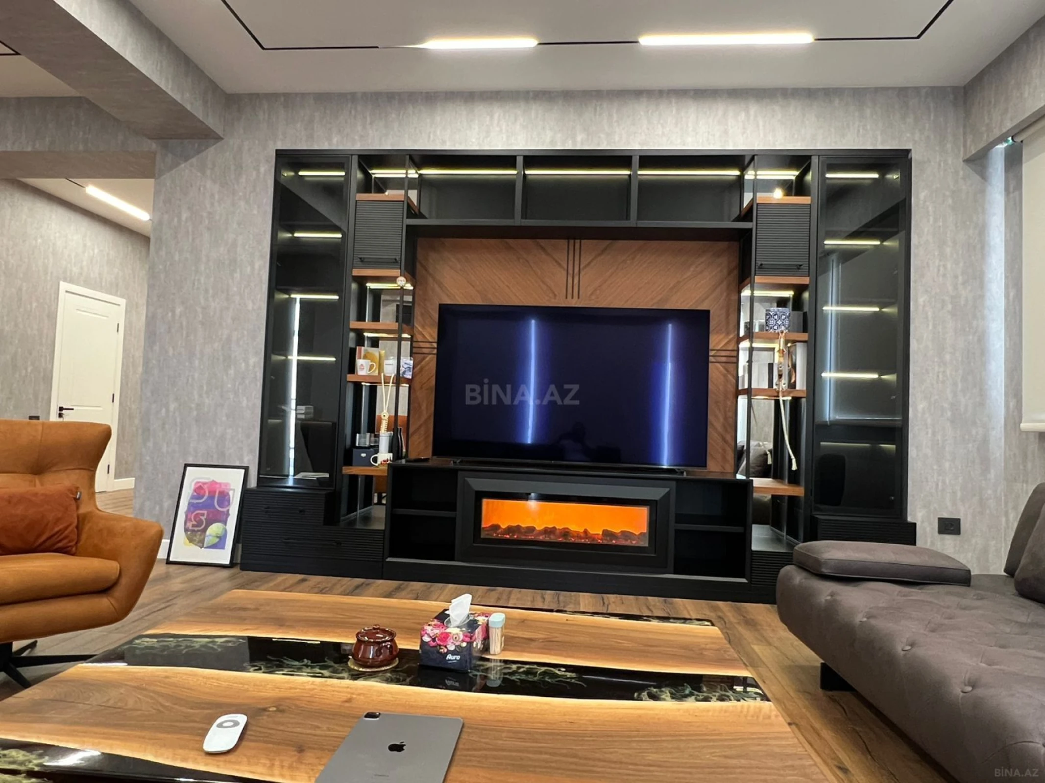 Kirayə verilir 4 otaqlı mənzil 210 m²