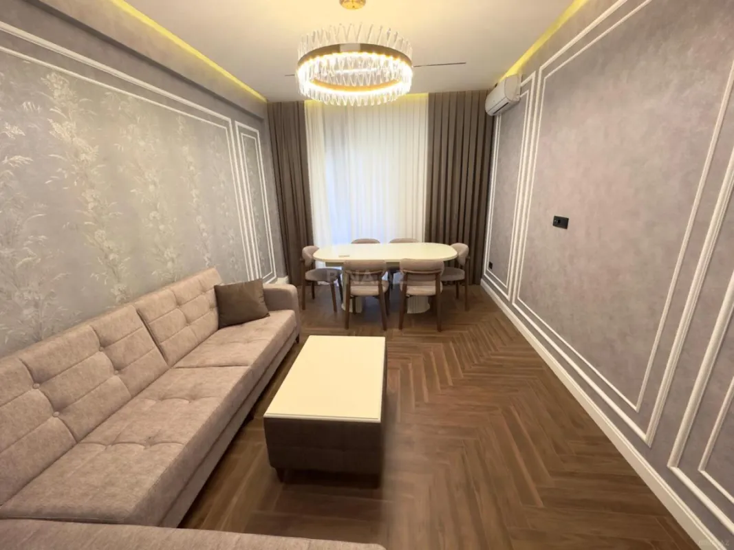 Kirayə verilir 3 otaqlı mənzil 125 m²