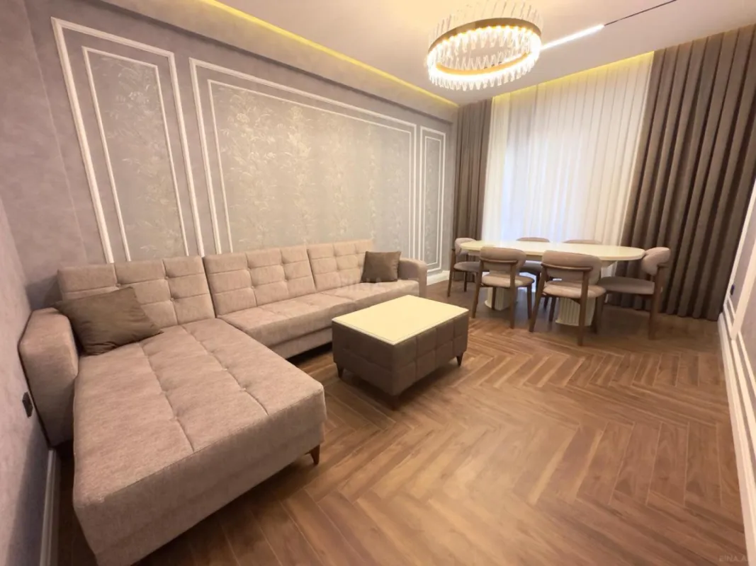 Kirayə verilir 3 otaqlı mənzil 125 m²