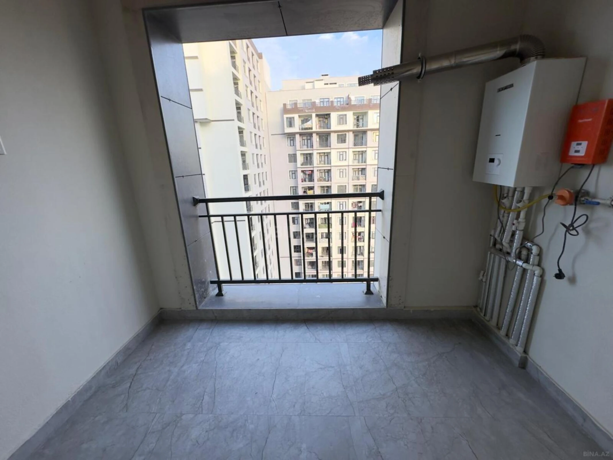 Kirayə verilir 3 otaqlı mənzil 125 m²