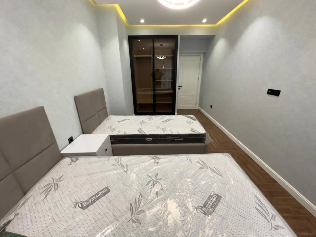 Kirayə verilir 3 otaqlı mənzil 125 m²