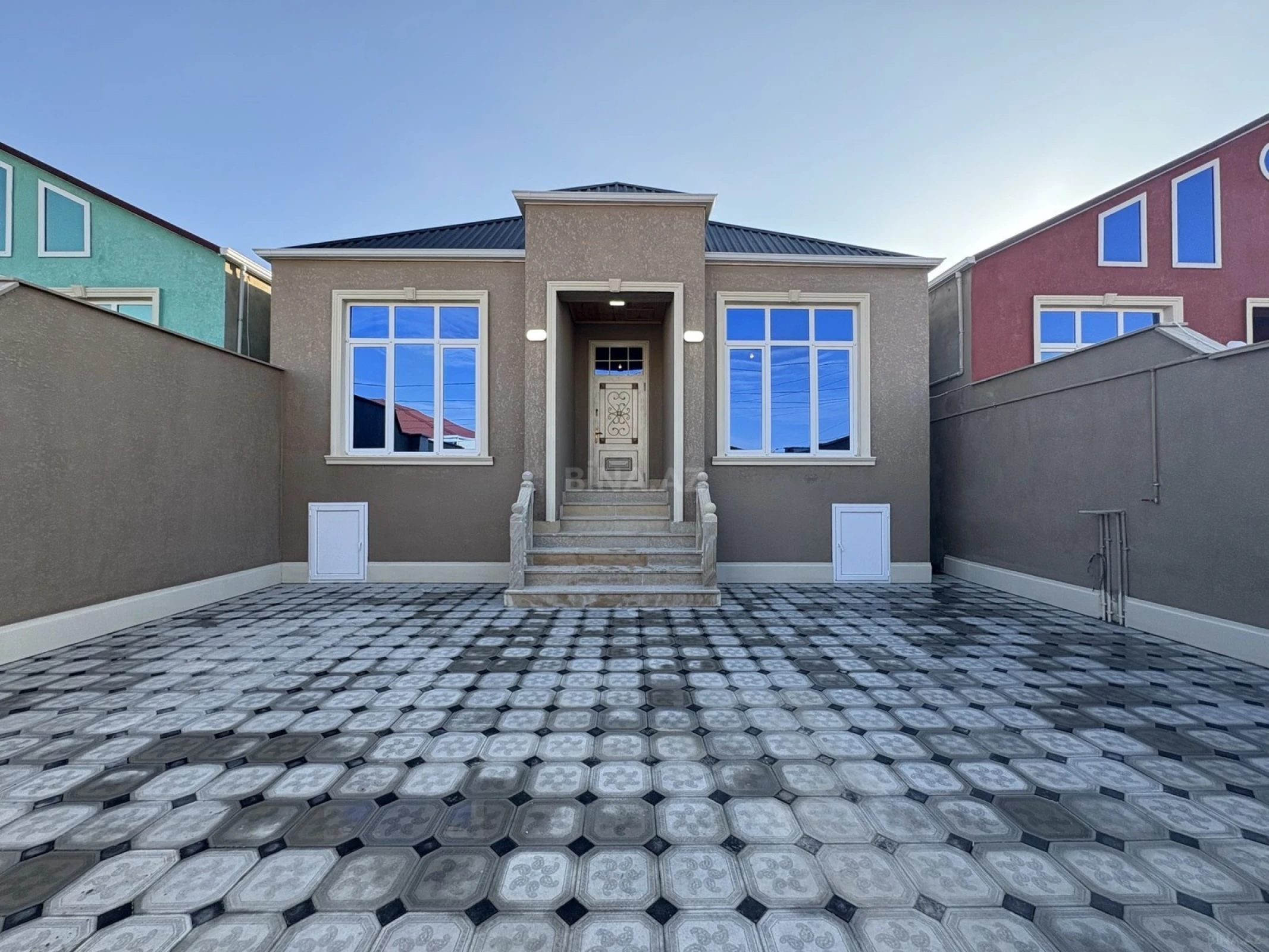 Satılır 4 otaqlı həyət evi 130 m²