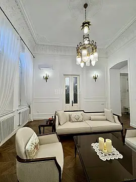 Kirayə verilir 2 otaqlı mənzil 76 m²