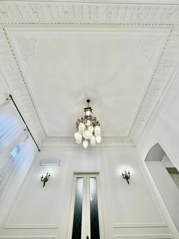 Kirayə verilir 2 otaqlı mənzil 76 m²