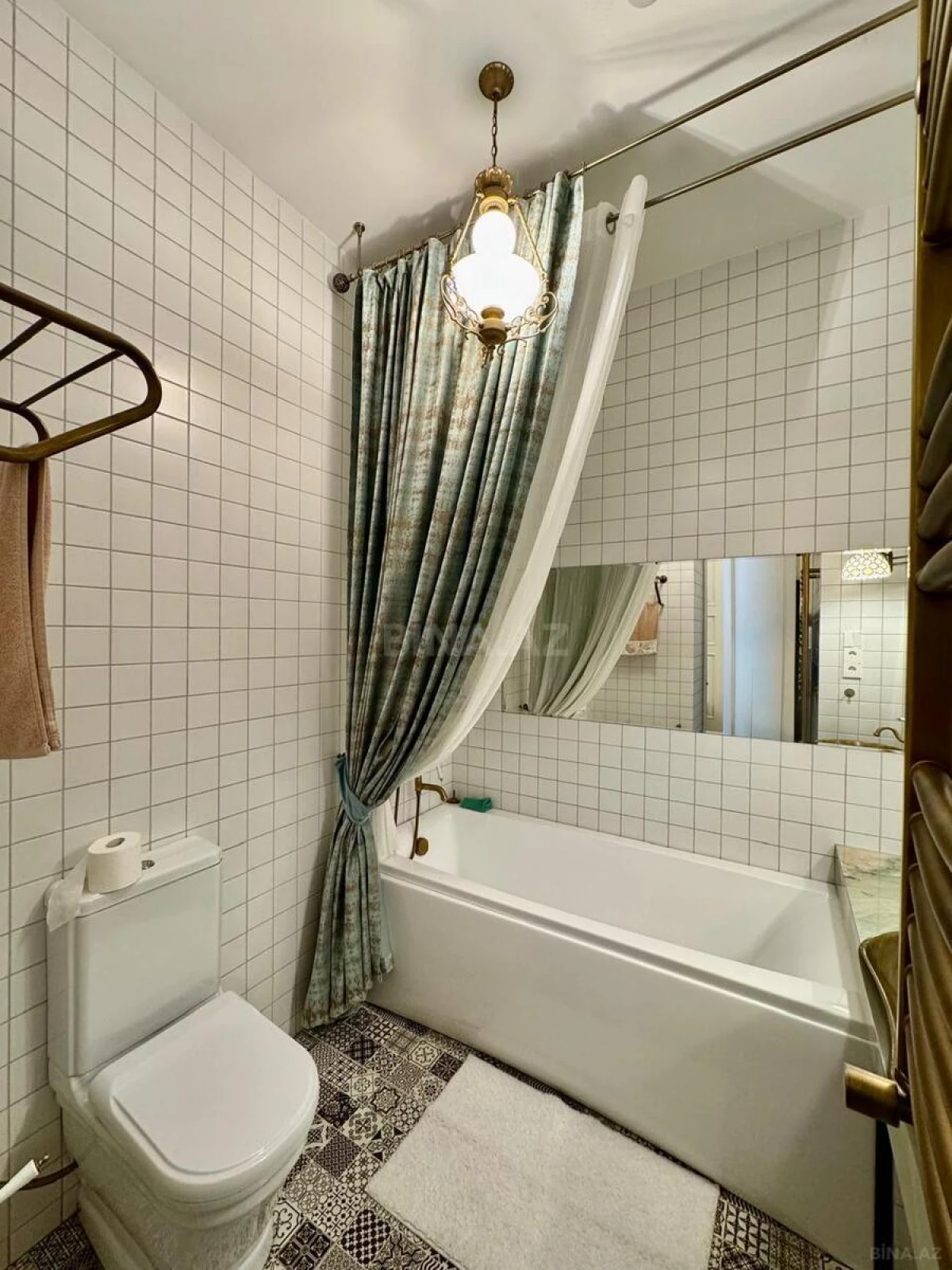 Kirayə verilir 2 otaqlı mənzil 76 m²