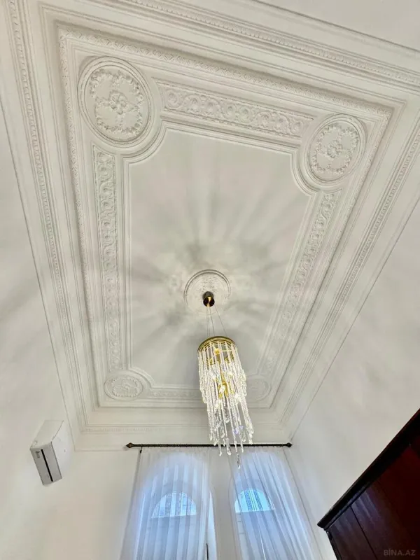 Kirayə verilir 2 otaqlı mənzil 76 m²