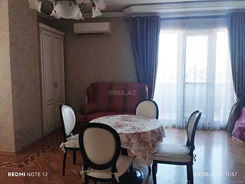 Kirayə verilir 2 otaqlı mənzil 100 m²