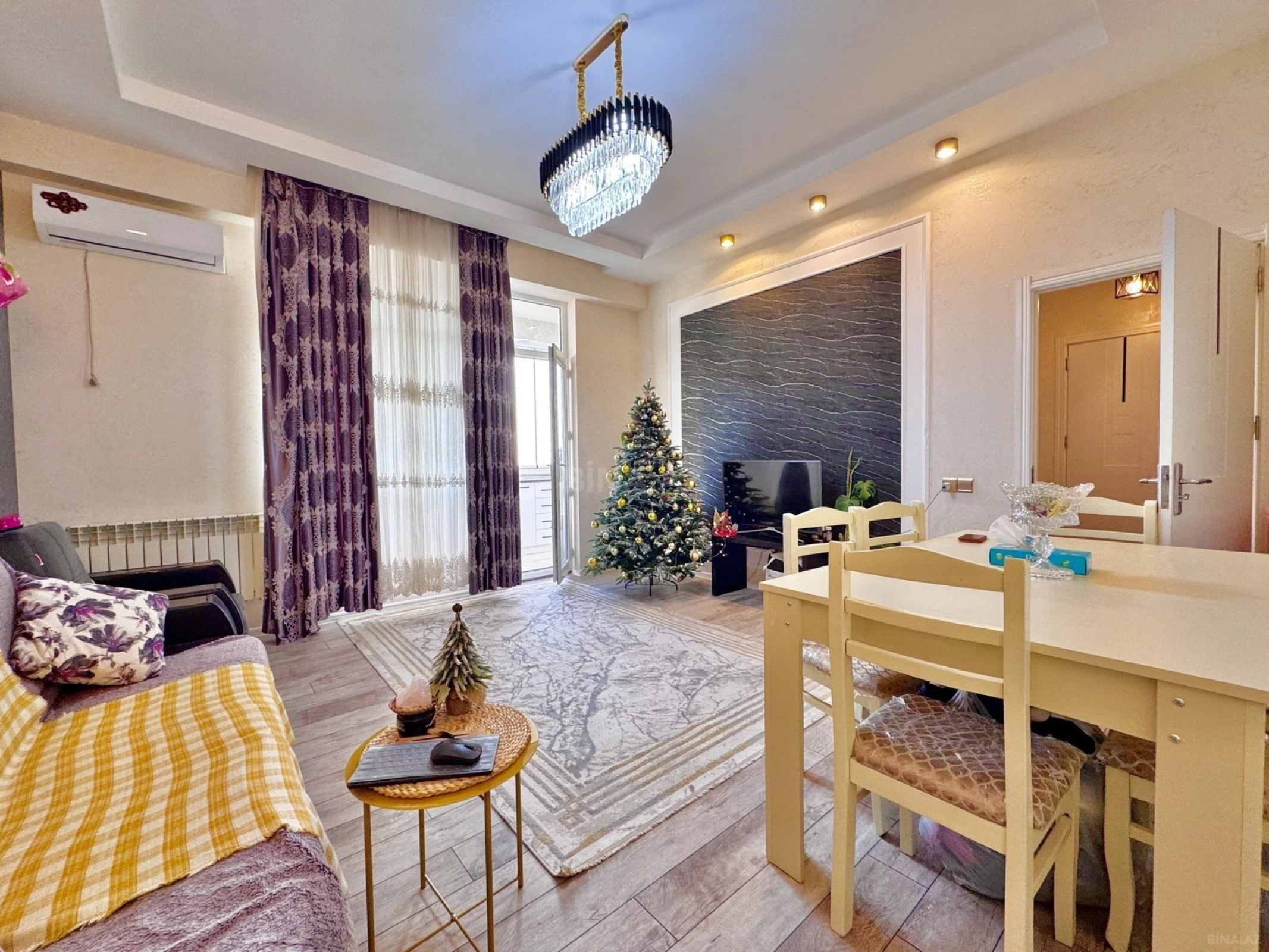 Satılır 2 otaqlı mənzil 60 m²