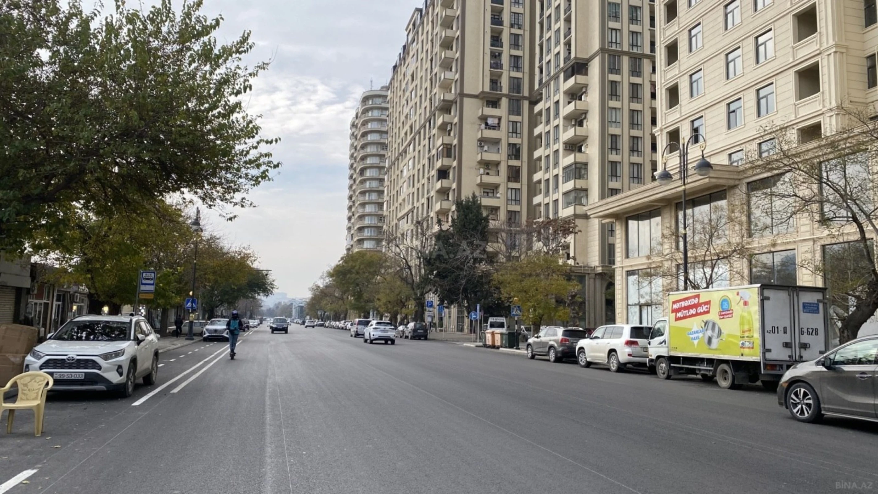 Satılır 3 otaqlı mənzil 166 m²