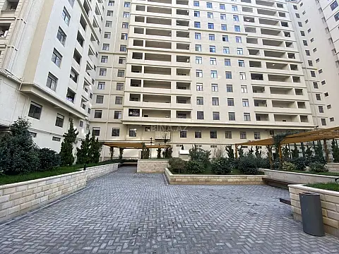 Satılır 3 otaqlı mənzil 166 m²