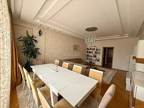 Satılır 3 otaqlı mənzil 100 m²