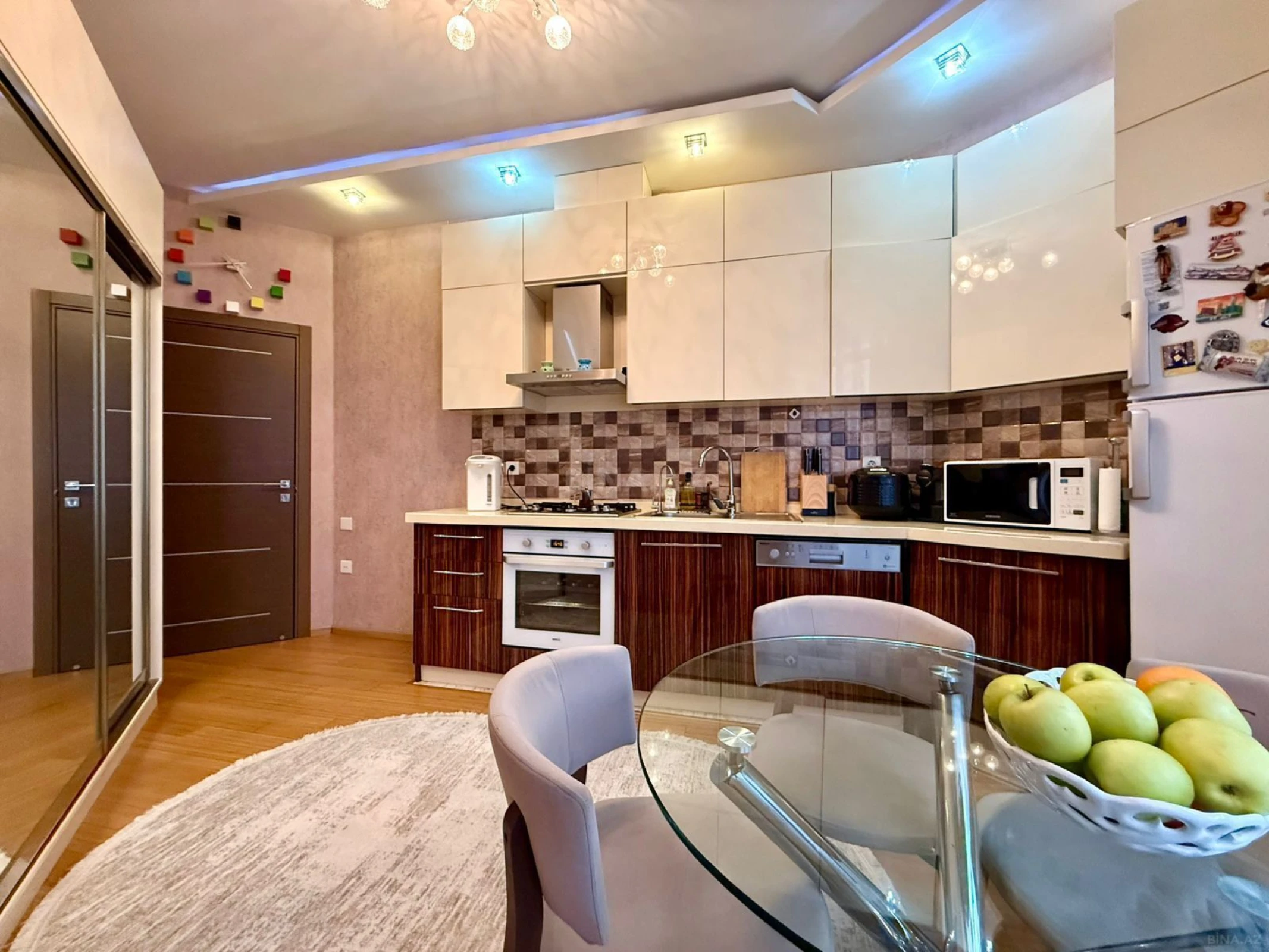 Satılır 3 otaqlı mənzil 100 m²