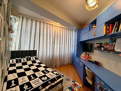 Satılır 3 otaqlı mənzil 100 m²