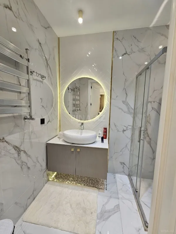 Kirayə verilir 2 otaqlı mənzil 70 m²