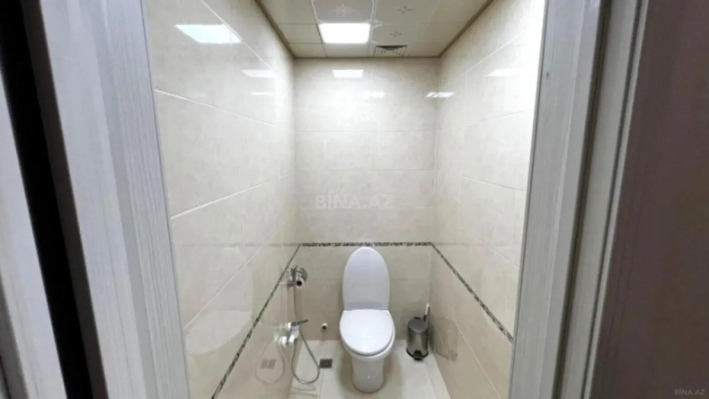 Satılır 3 otaqlı mənzil 130 m²