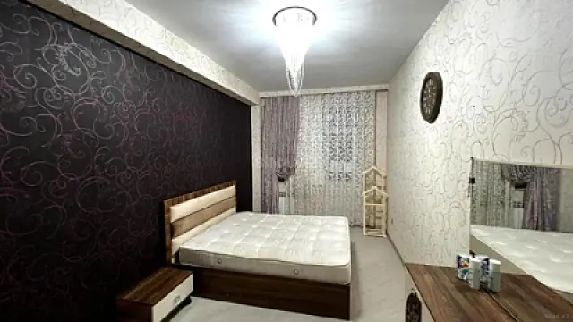 Satılır 3 otaqlı mənzil 130 m²