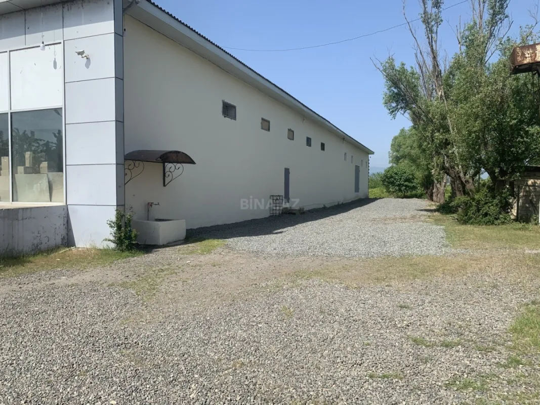 Kirayə verilir obyekt 1500 m²