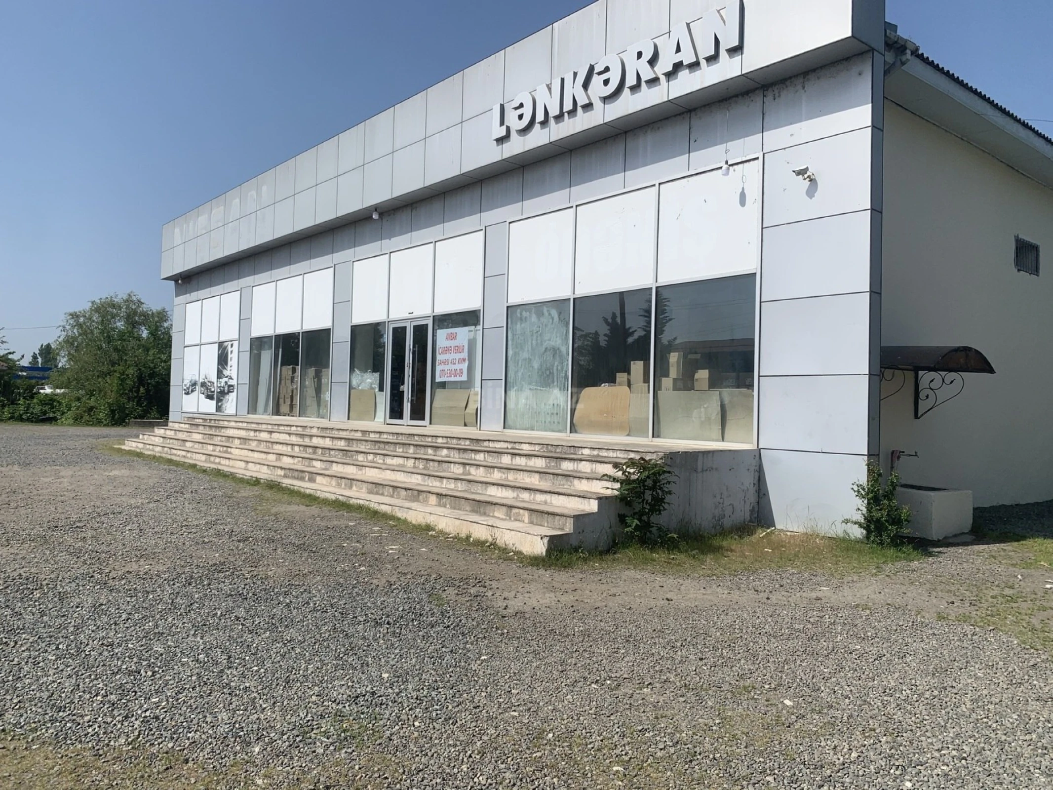 Kirayə verilir obyekt 1500 m²