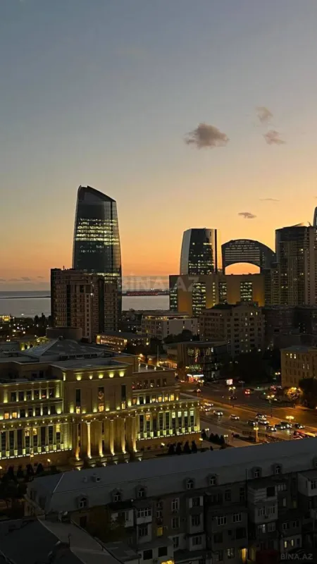 Kirayə verilir 3 otaqlı mənzil 127 m²