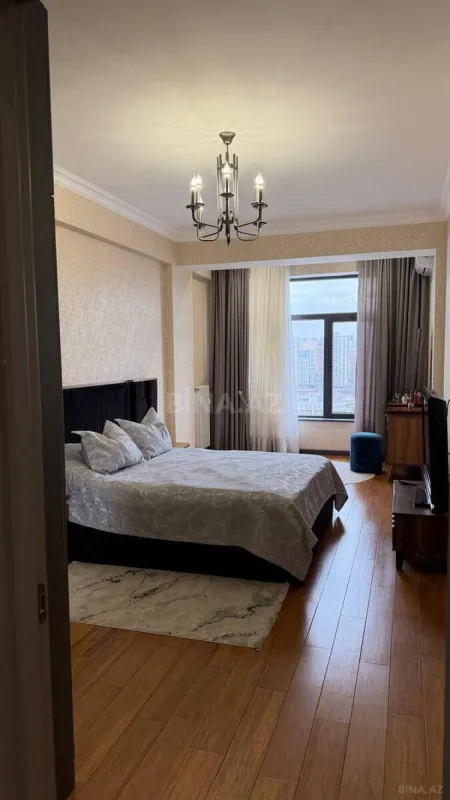 Kirayə verilir 3 otaqlı mənzil 127 m²