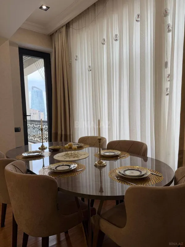 Kirayə verilir 3 otaqlı mənzil 127 m²