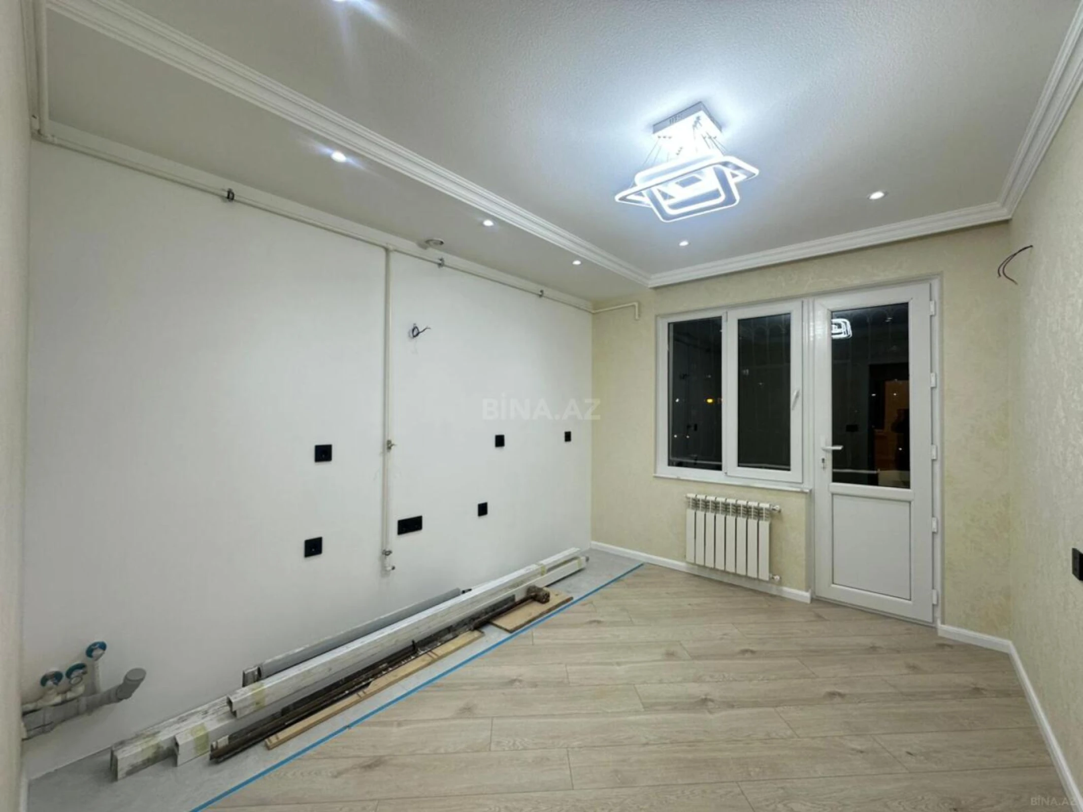 Satılır 2 otaqlı mənzil 65 m²