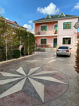 Satılır 5 otaqlı həyət evi 200 m² — Xırdalan 5 otaq 200.00 m²