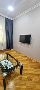 Satılır 5 otaqlı həyət evi 200 m²