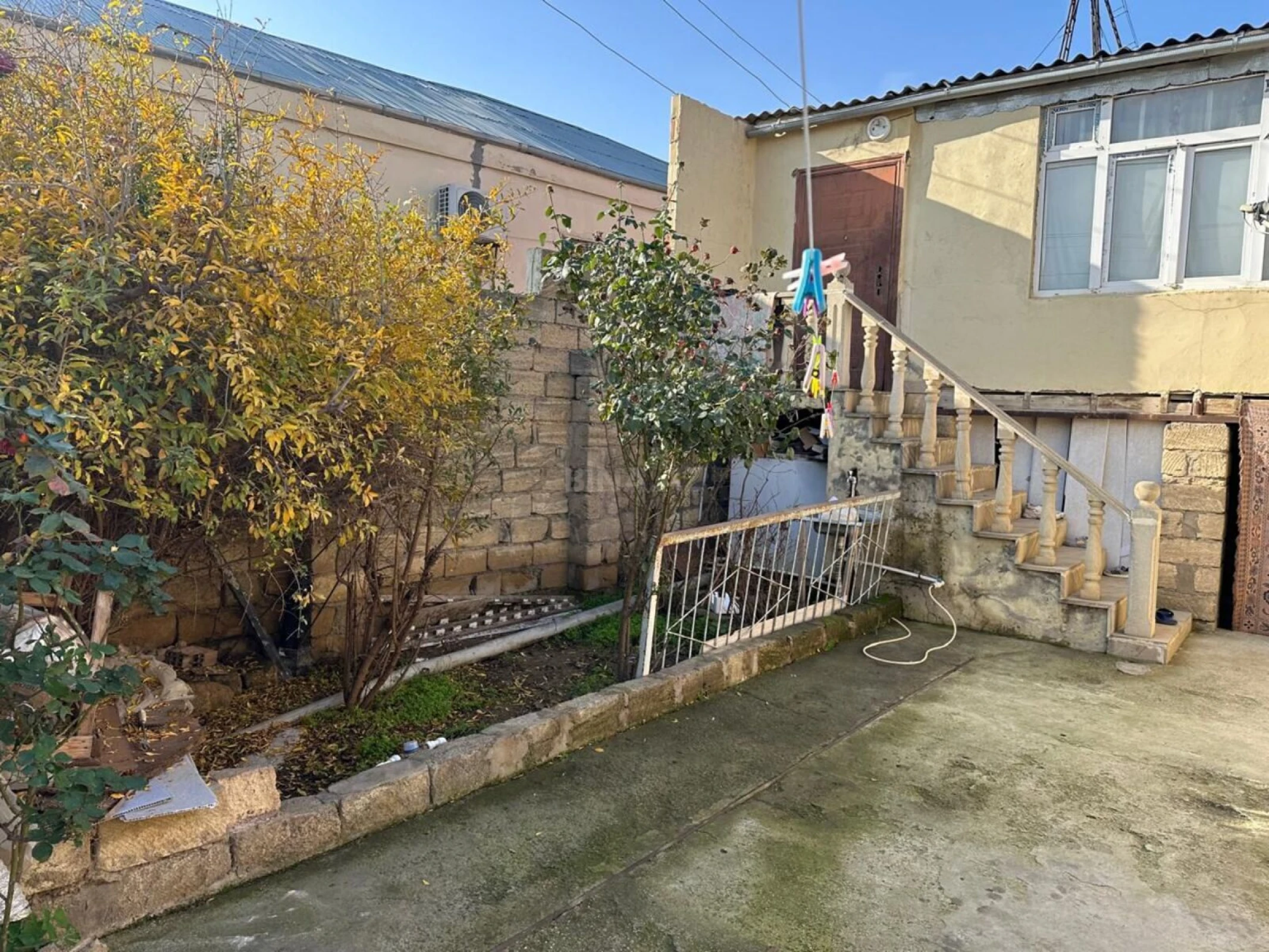 Satılır 3 otaqlı həyət evi 80 m²