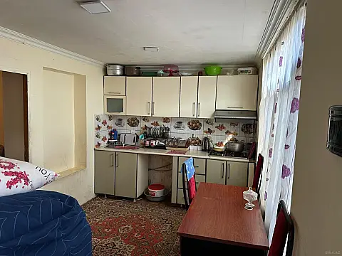 Satılır 3 otaqlı həyət evi 80 m²