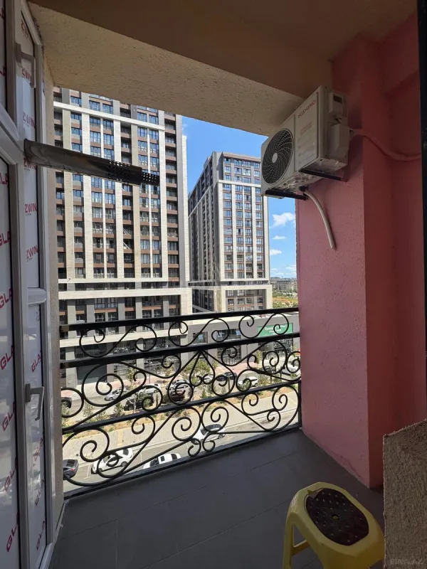 Satılır 3 otaqlı mənzil 105 m²