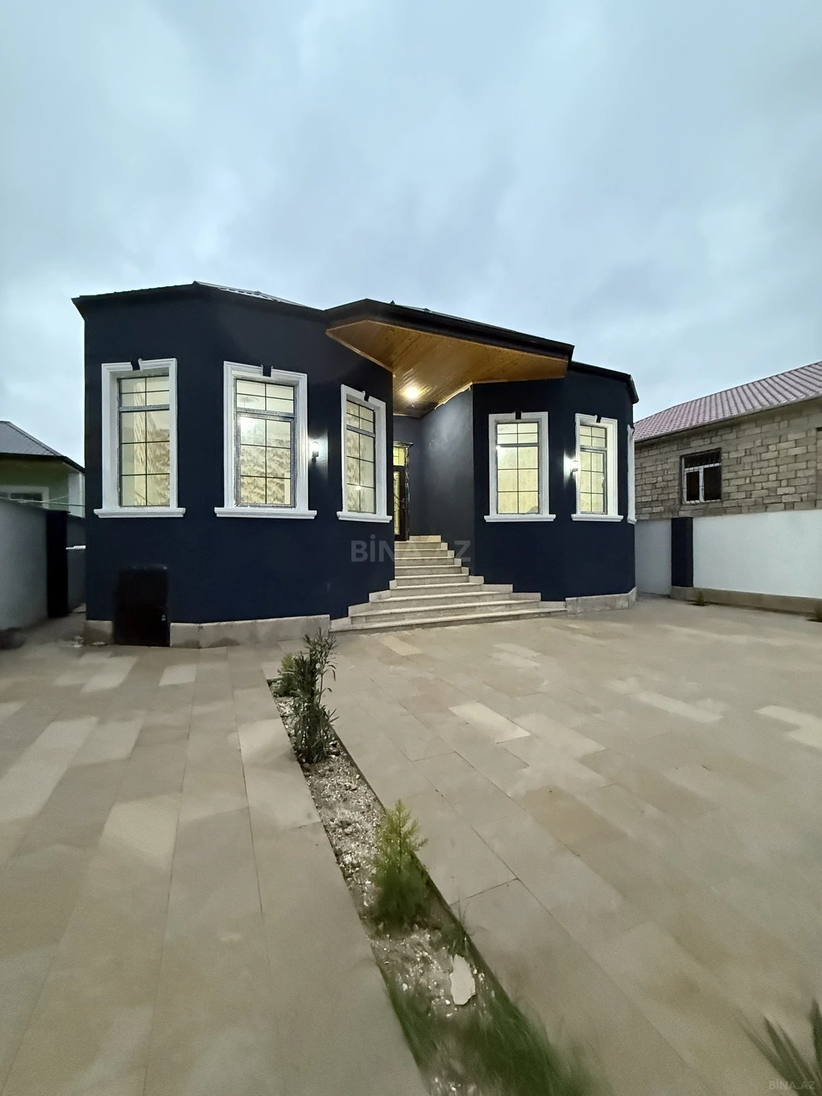 Satılır 5 otaqlı həyət evi 150 m²