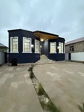 Satılır 5 otaqlı həyət evi 150 m²