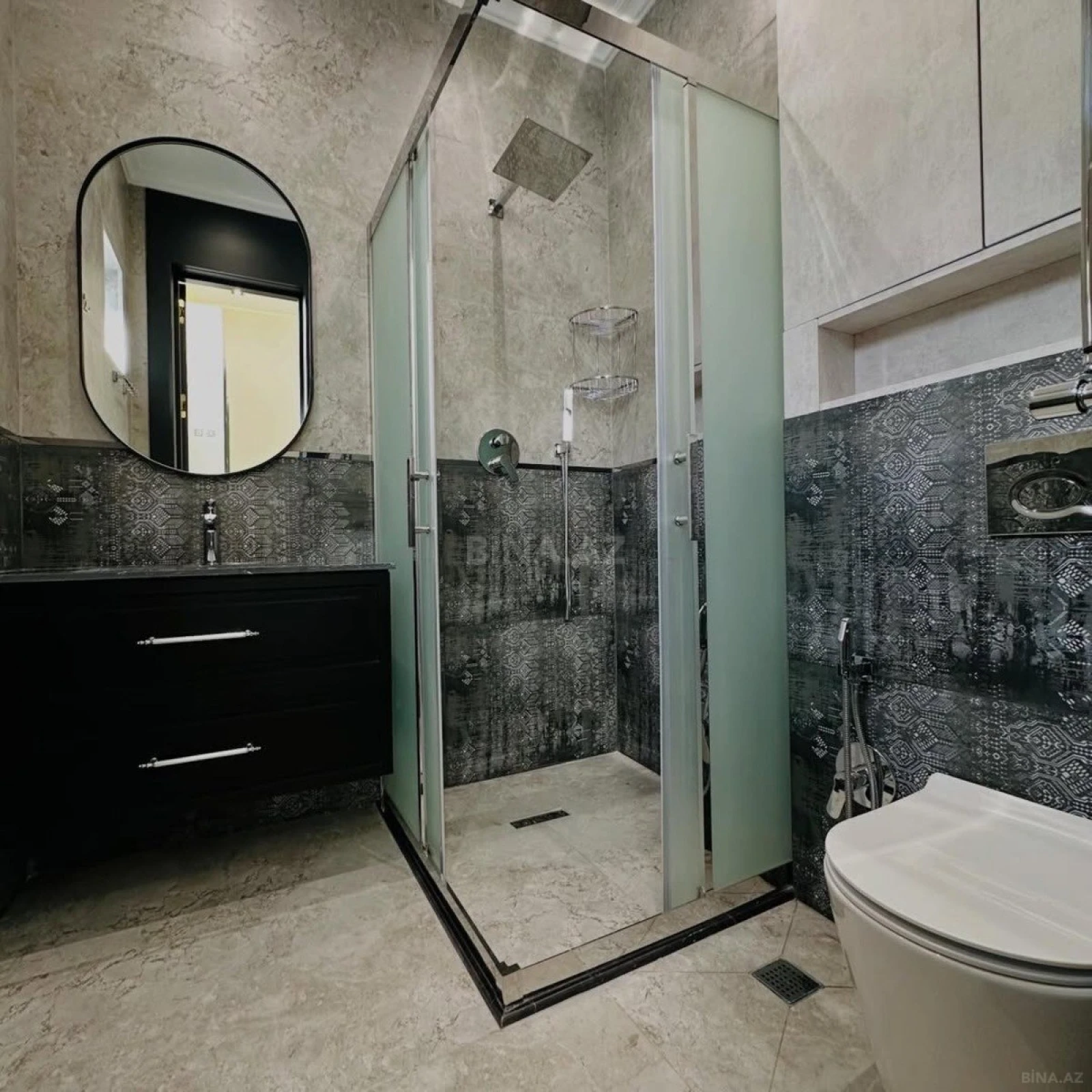 Kirayə verilir 4 otaqlı həyət evi 250 m²