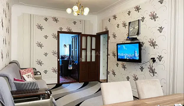 Satılır 2 otaqlı mənzil 58 m² — Bakı, Memar Əcəmi yanı 2 otaq 58.00 m²