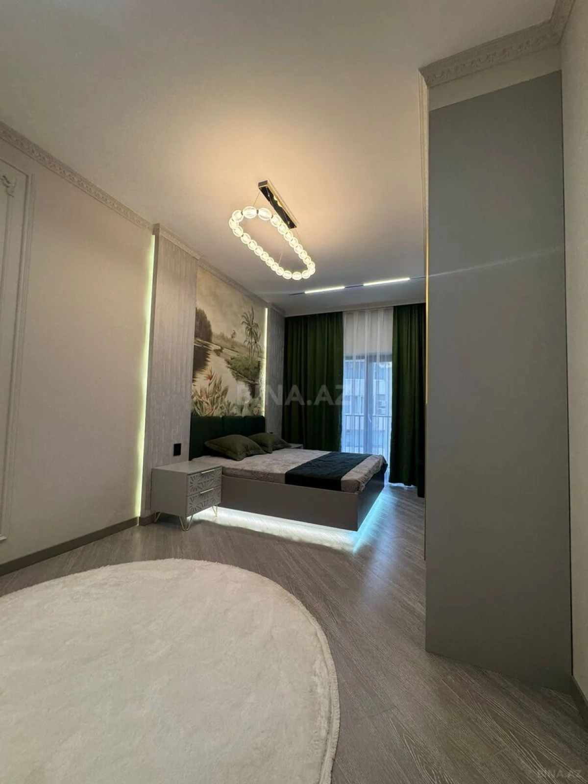 Satılır 3 otaqlı mənzil 90.5 m²