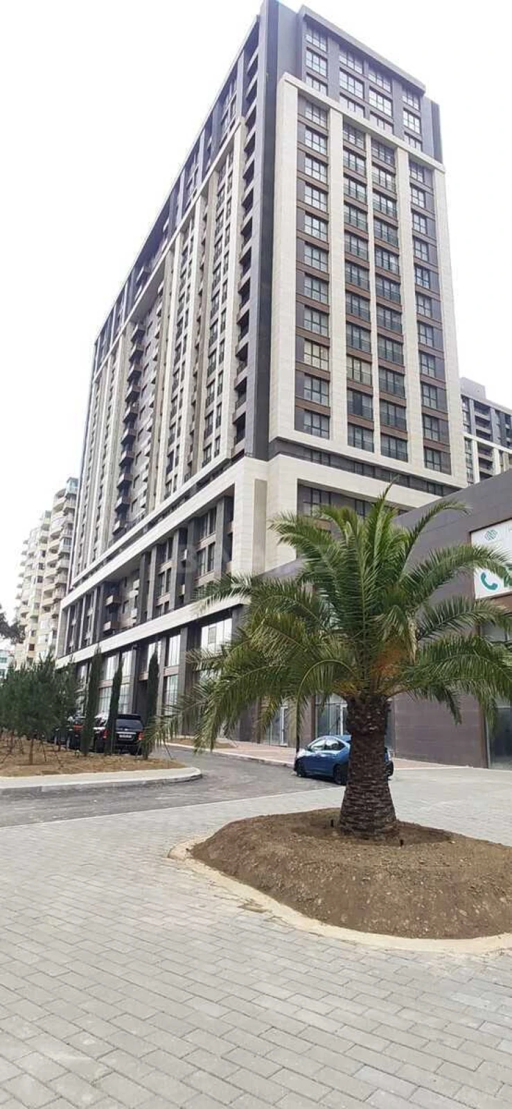 Satılır 3 otaqlı mənzil 90.5 m²