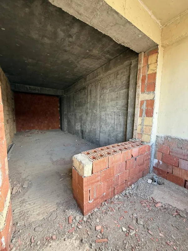 Satılır 2 otaqlı mənzil 100 m²