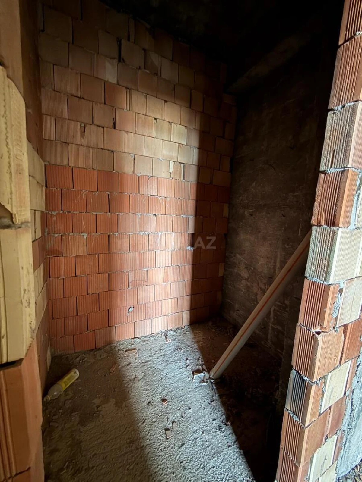 Satılır 2 otaqlı mənzil 100 m²