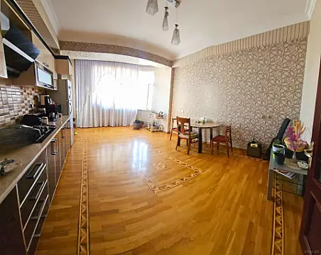 Satılır 3 otaqlı mənzil 156 m² — Bakı, Nəsimi 3 otaq 156.00 m²