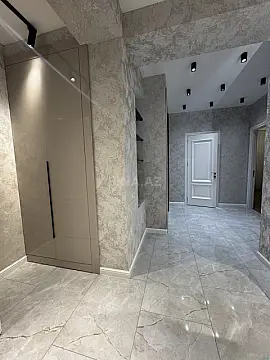 Satılır 3 otaqlı mənzil 130 m²