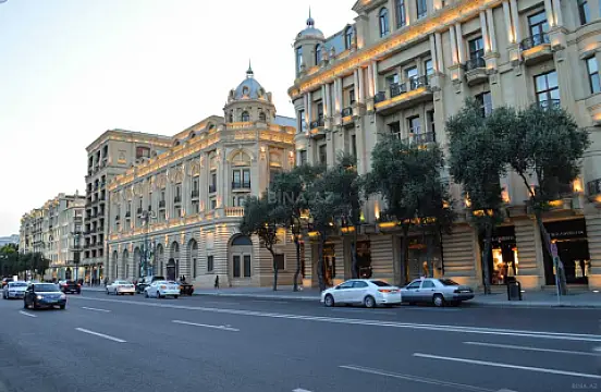 Kirayə verilir 1 otaqlı mənzil 50 m² — Bakı, Sahil qəs. 1 otaq 50.00 m²