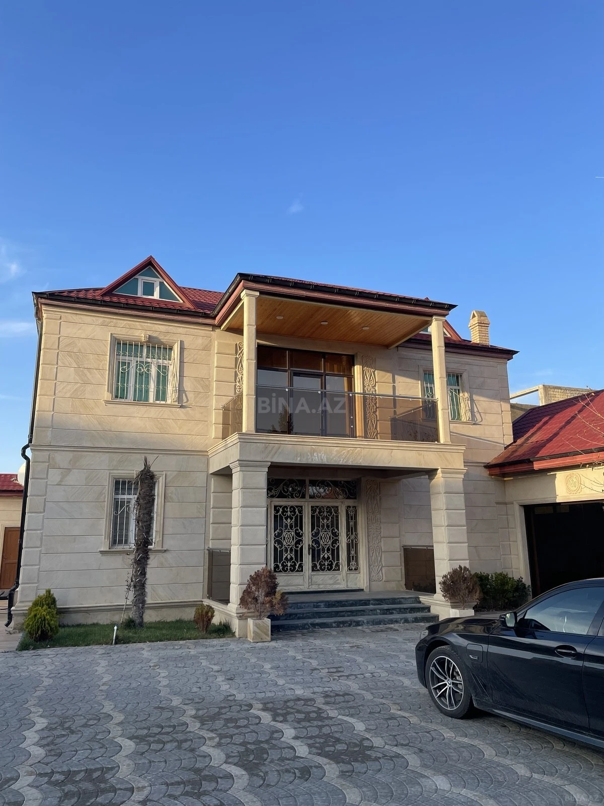 Kirayə verilir 6 otaqlı həyət evi 400 m²