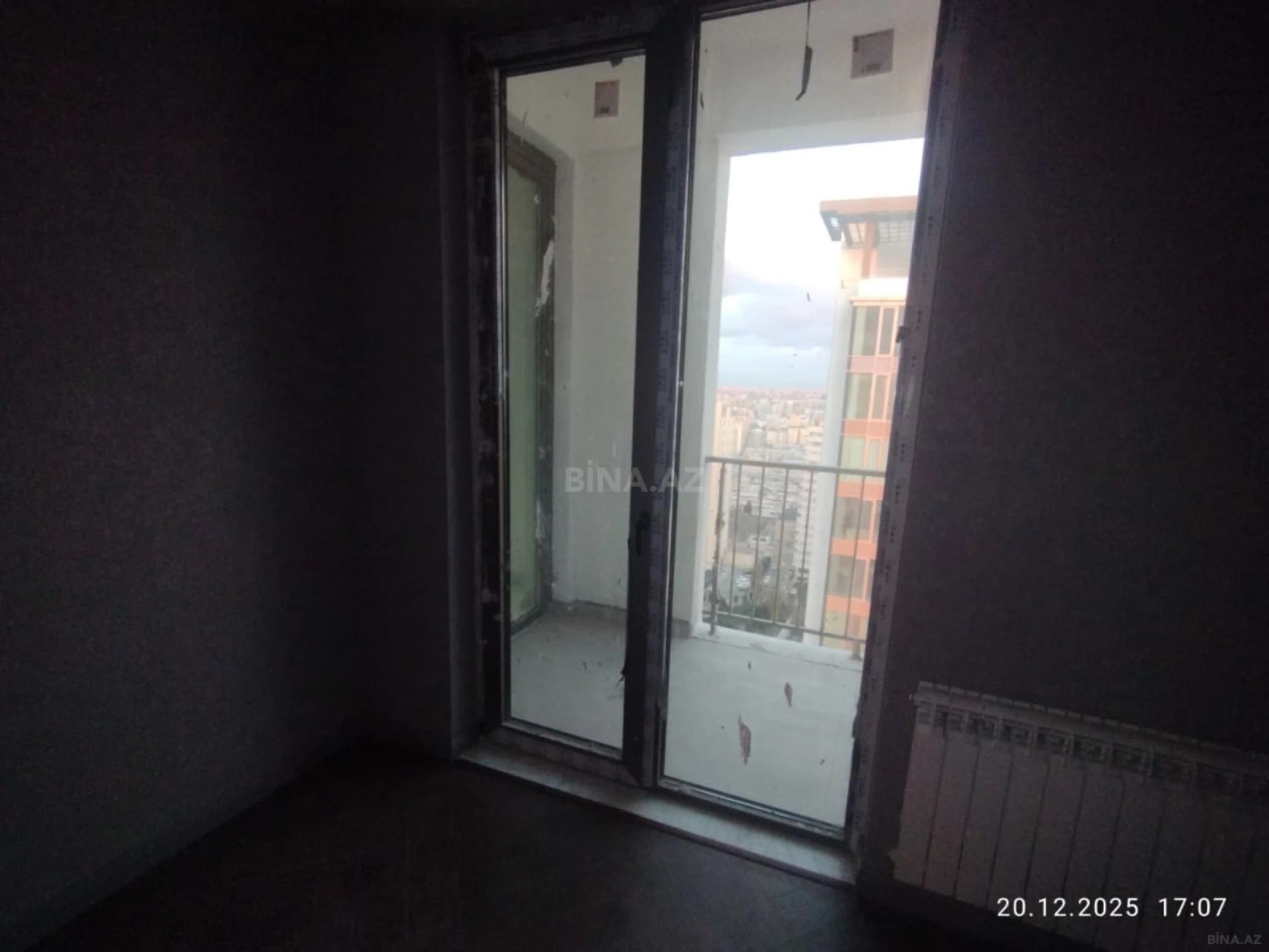 Satılır 3 otaqlı mənzil 100 m²