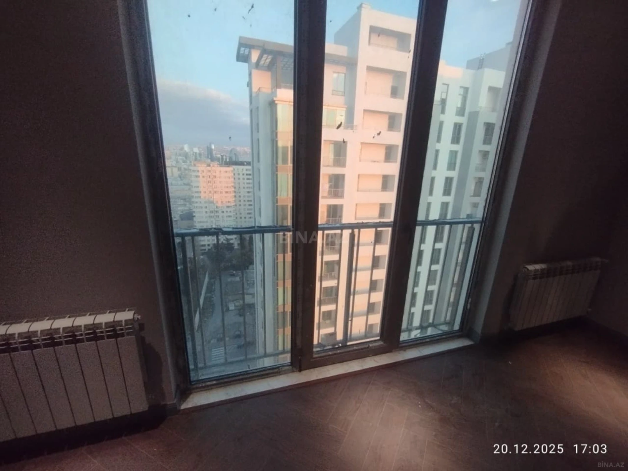 Satılır 3 otaqlı mənzil 100 m²