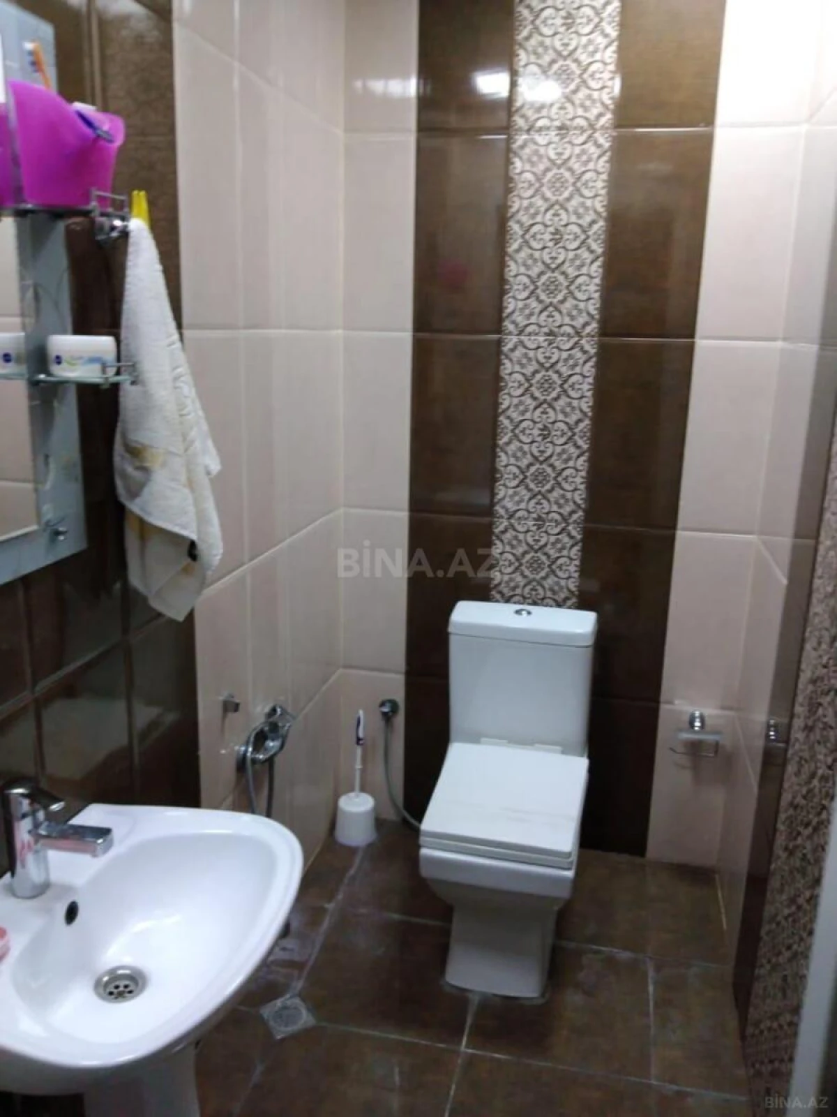 Satılır 2 otaqlı mənzil 98 m²