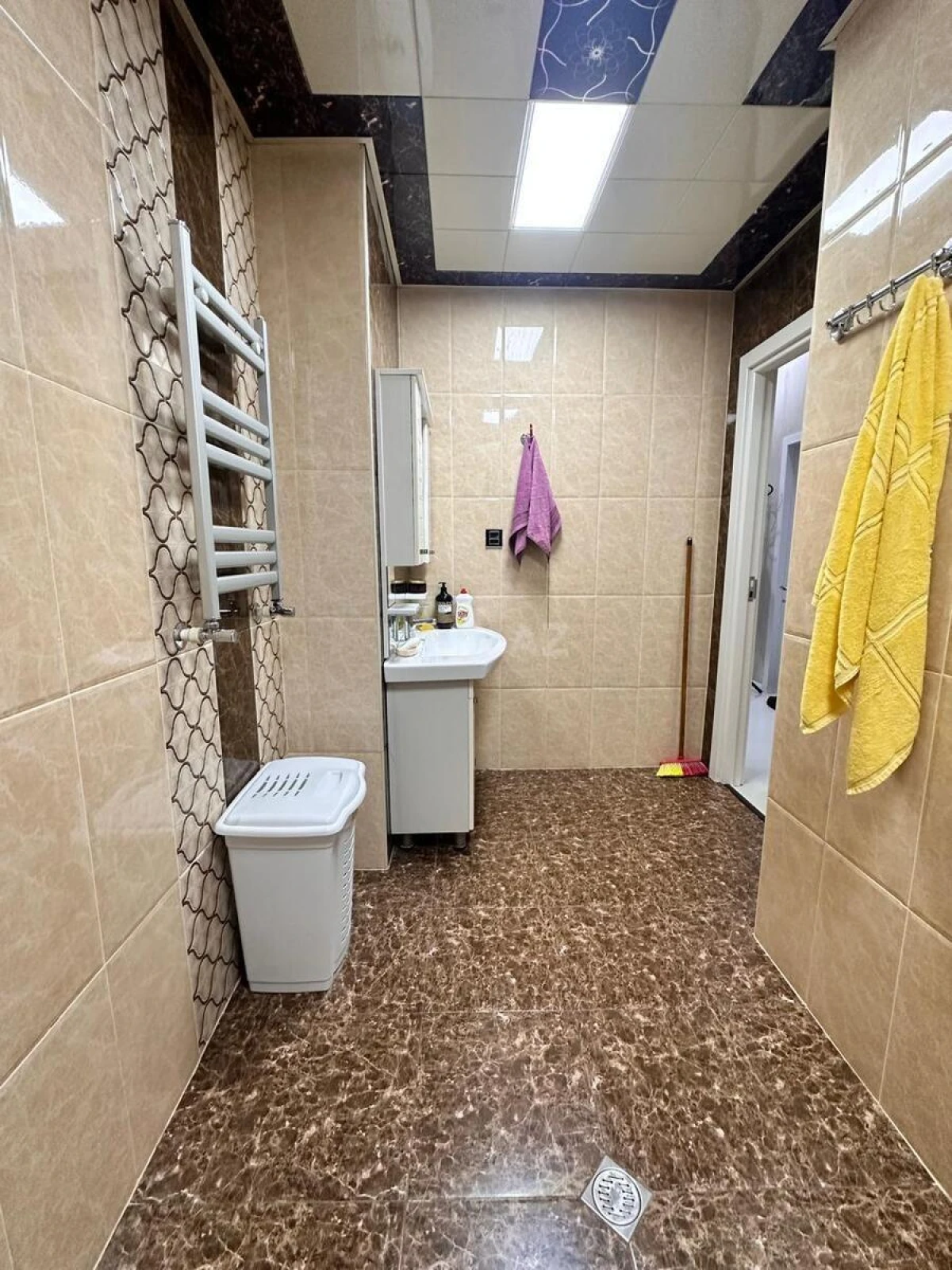 Satılır 2 otaqlı mənzil 98 m²