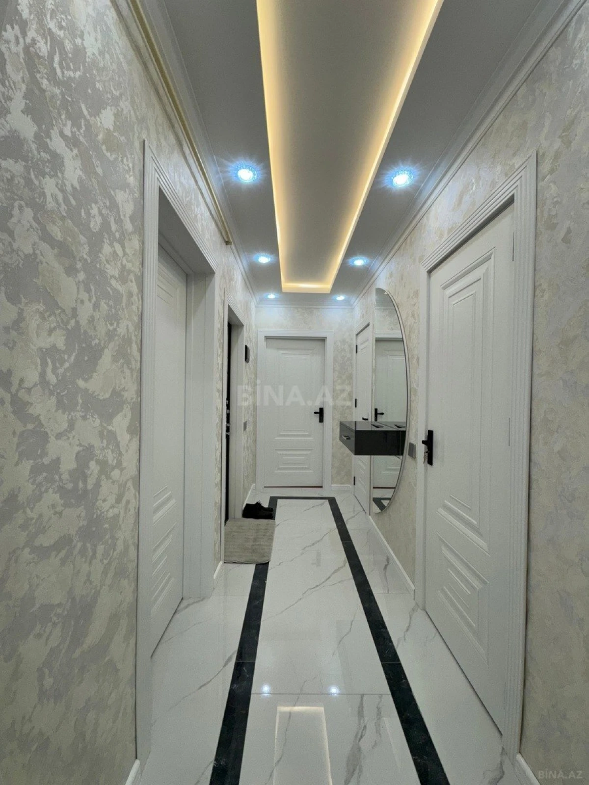 Satılır 2 otaqlı mənzil 60 m²